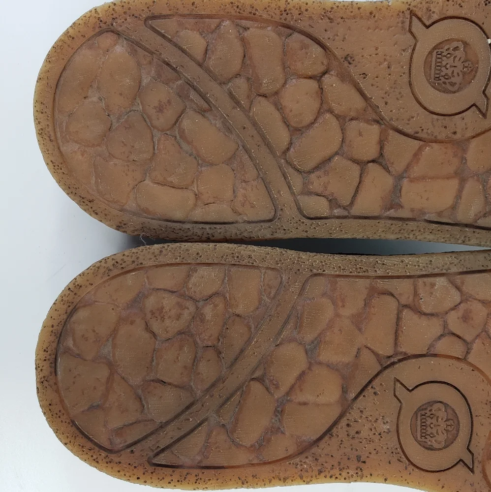 Born Men's Stewie II Distressed Upper Suede Slip On Comfort Loafers Sz 8.5